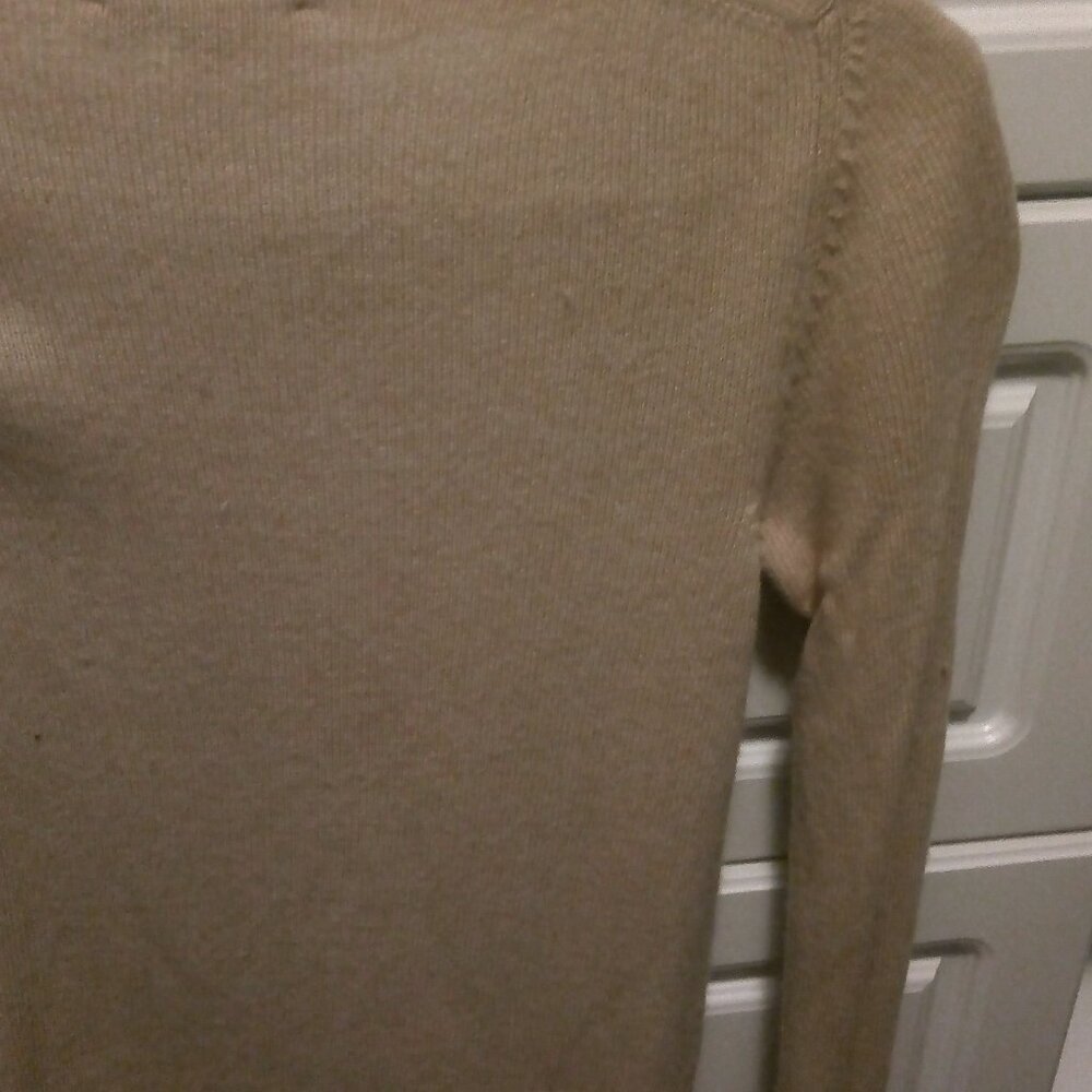 Italian Designer Sweater - Picture 5 of 5